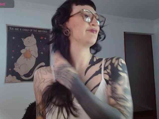 Inked-Val webcam