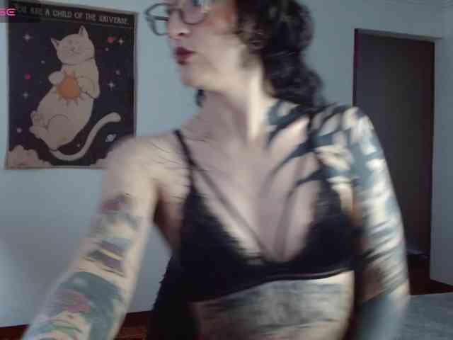 Inked-Val webcam