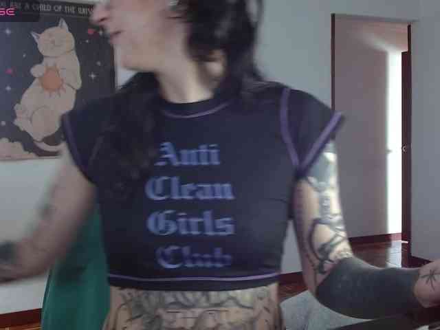 Inked-Val webcam