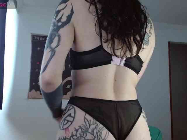 Inked-Val webcam