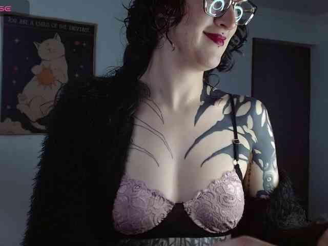 Inked-Val webcam