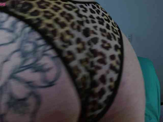 Inked-Val webcam
