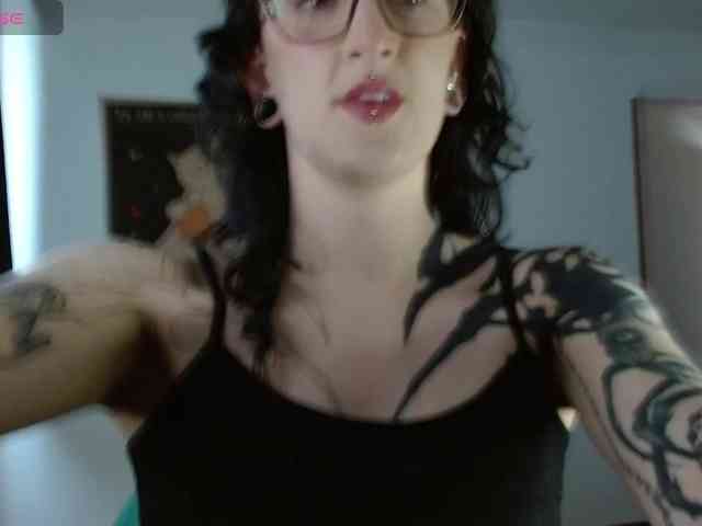 Inked-Val webcam