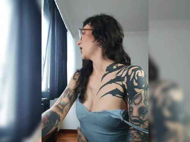 Inked-Val webcam
