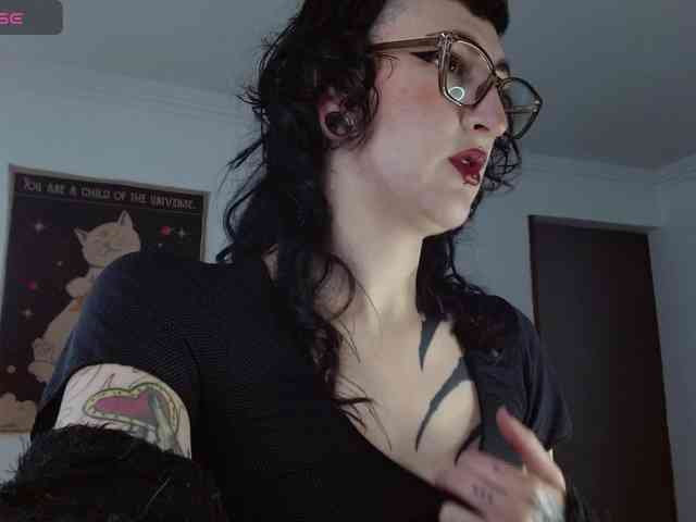 Inked-Val webcam