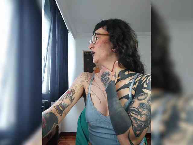 Inked-Val webcam