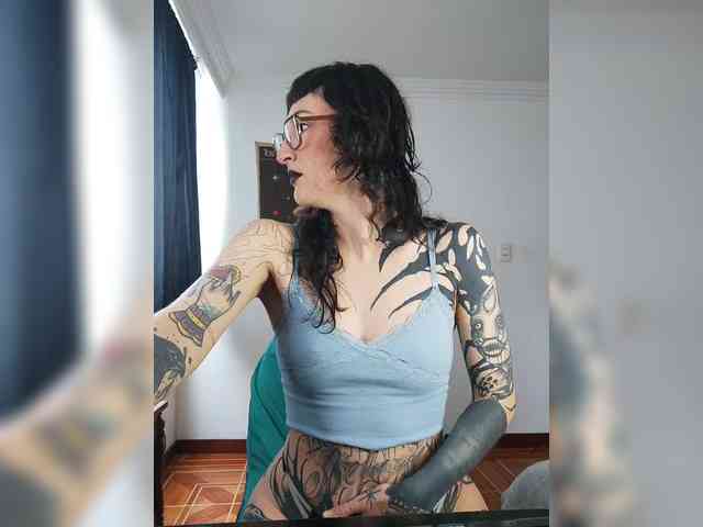 Inked-Val webcam