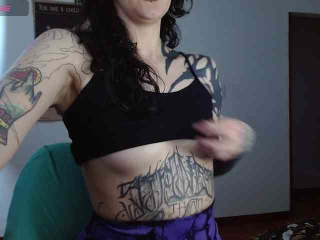 Inked-Val webcam