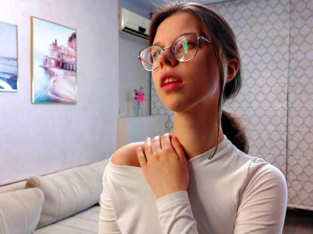 Xonalenei live cam on BongaCams