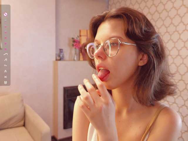 Xonalenei live cam on BongaCams