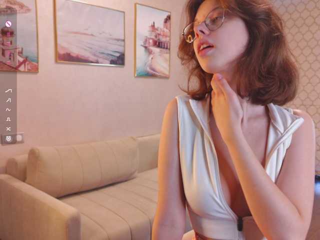 Xonalenei live cam on BongaCams