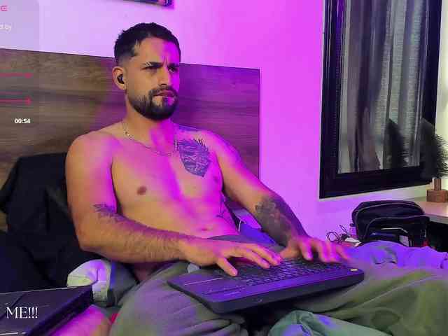 Davevilboy Sex Cam Show