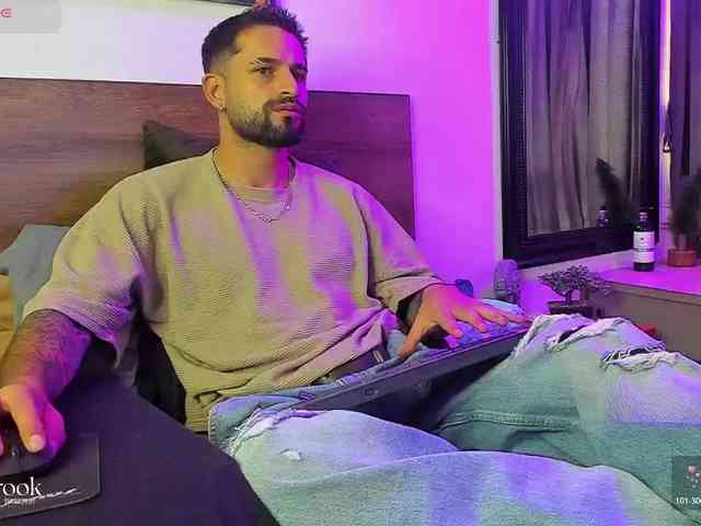 Davevilboy Sex Cam Show