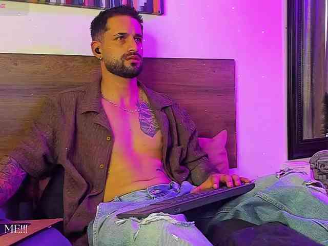Davevilboy Sex Cam Show