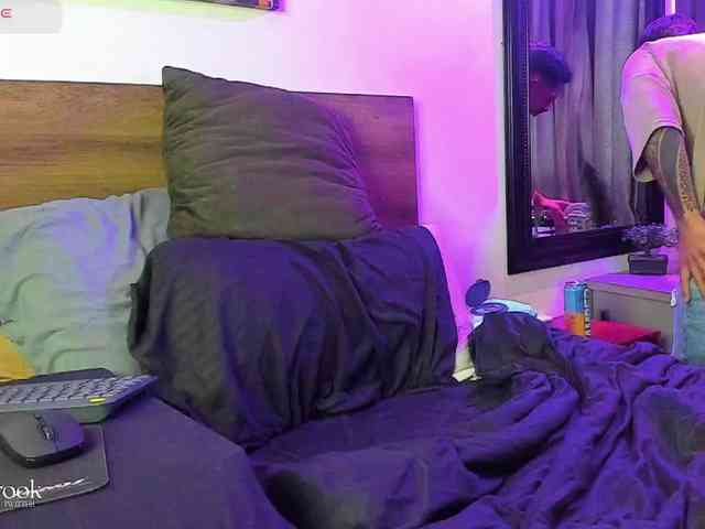Davevilboy Sex Cam Show