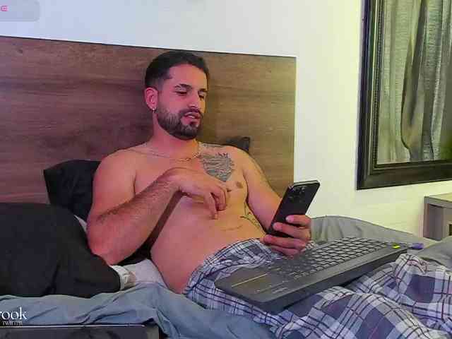 Davevilboy Sex Cam Show
