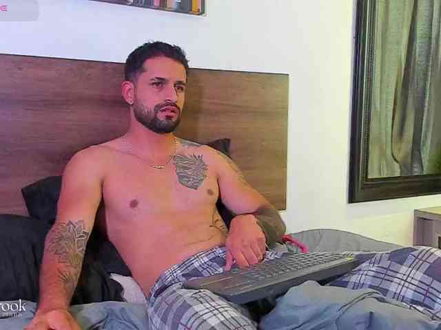 Davevilboy Sex Cam Show