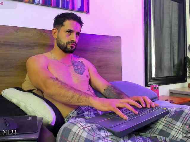 Davevilboy Sex Cam Show