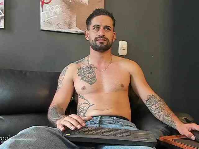 Davevilboy Sex Cam Show