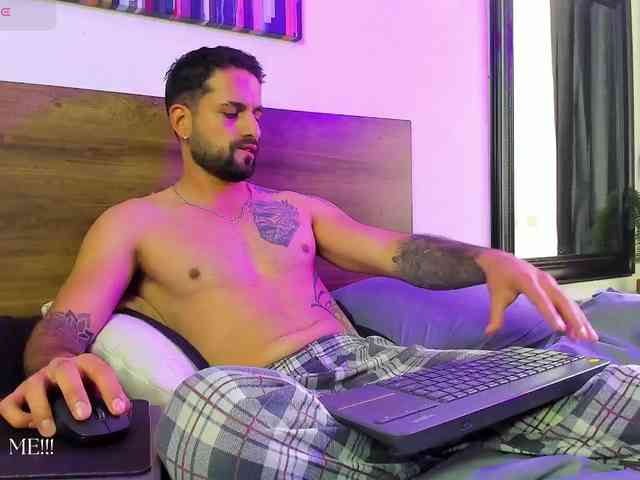 Davevilboy Sex Cam Show