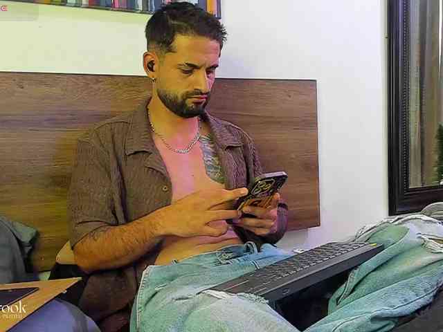 Davevilboy Sex Cam Show