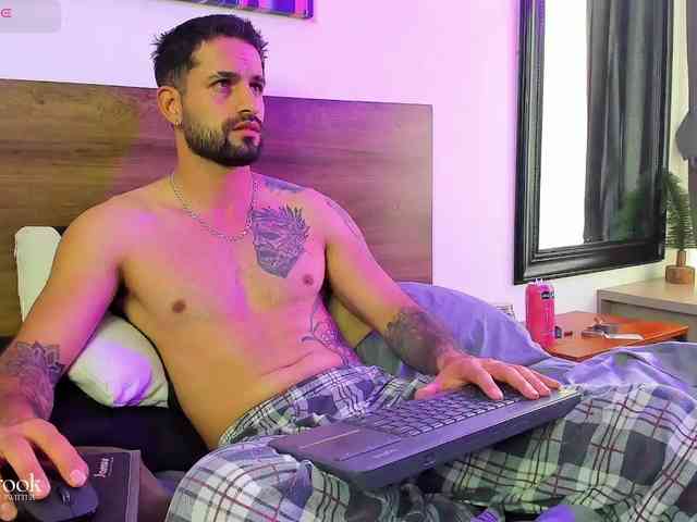 Davevilboy Sex Cam Show