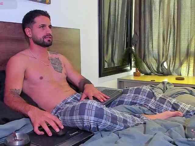 Davevilboy Sex Cam Show