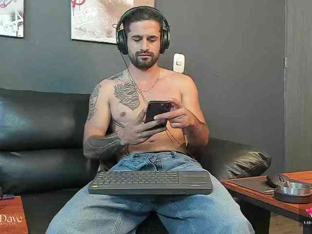 Davevilboy Sex Cam Show