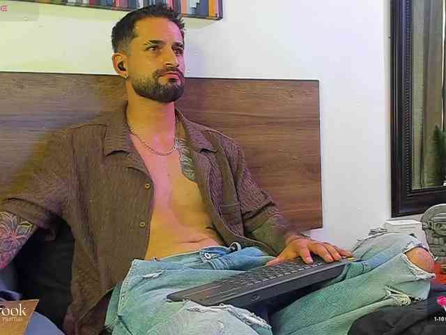 Davevilboy Sex Cam Show