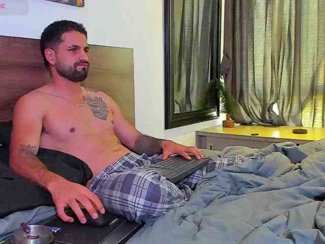 Davevilboy Sex Cam Show
