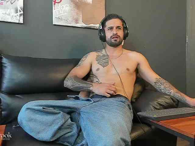 Davevilboy Sex Cam Show