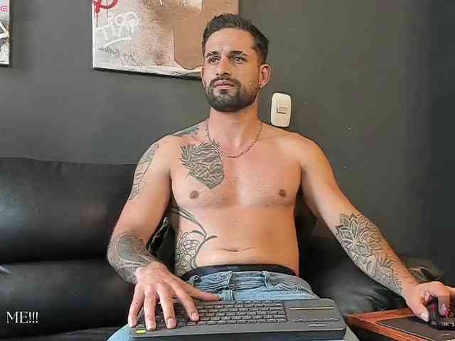 Davevilboy Sex Cam Show