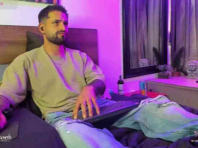 Davevilboy Sex Cam Show