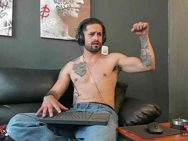 Davevilboy Sex Cam Show