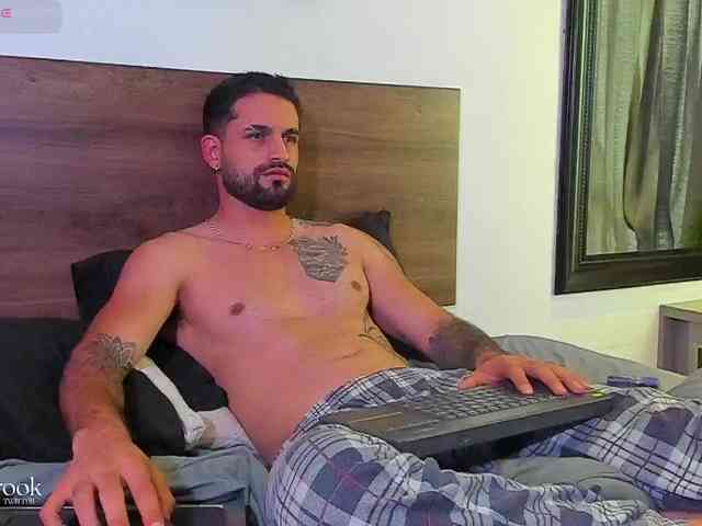 Davevilboy Sex Cam Show
