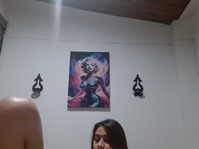CrystalStarX live cam on BongaCams