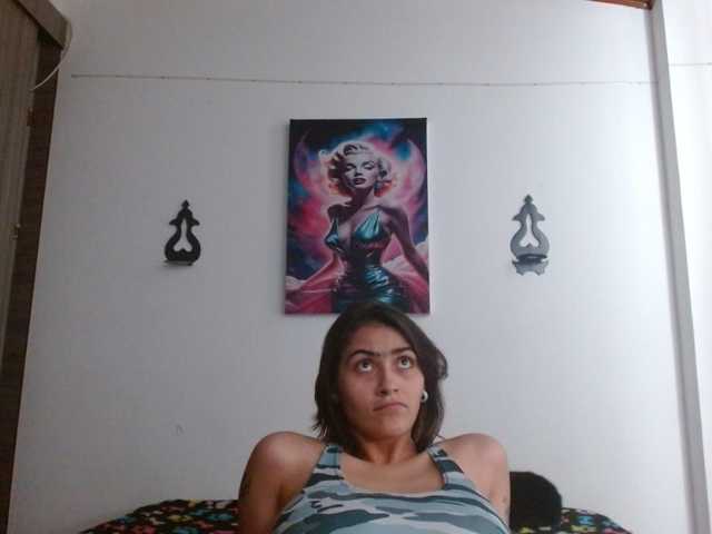 CrystalStarX live cam on BongaCams