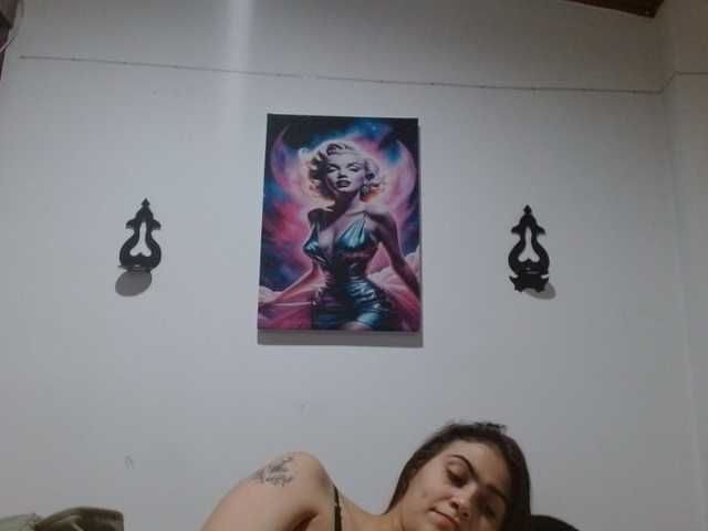 CrystalStarX live cam on BongaCams