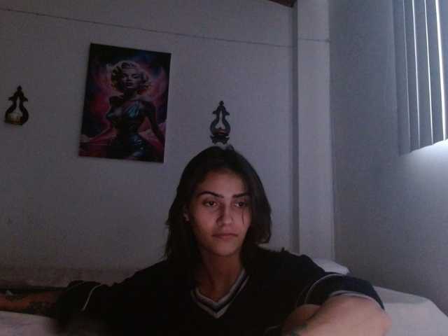 CrystalStarX live cam on BongaCams