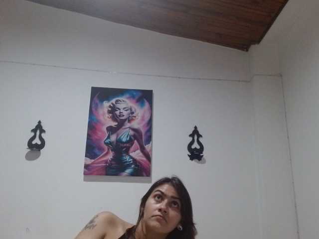CrystalStarX live cam on BongaCams
