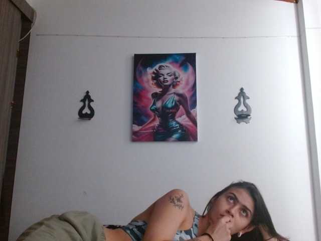 CrystalStarX live cam on BongaCams