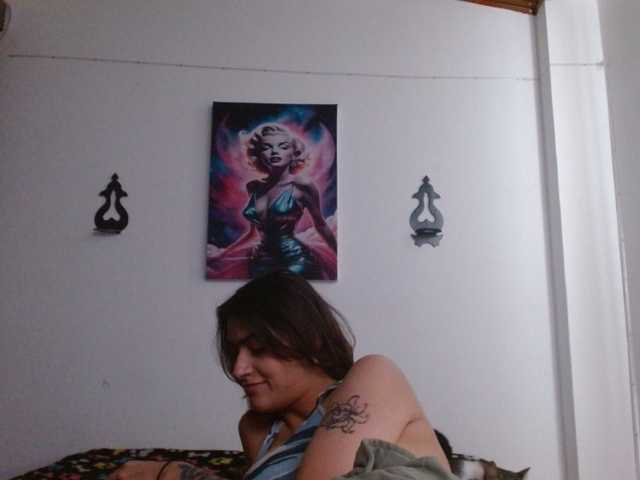 CrystalStarX live cam on BongaCams