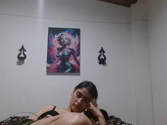 CrystalStarX live cam on BongaCams