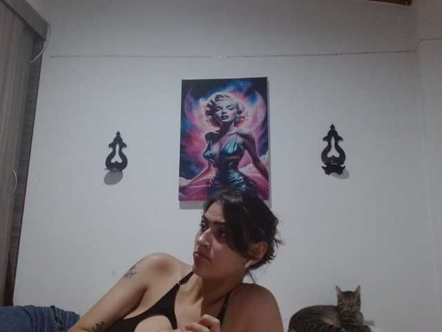 CrystalStarX live cam on BongaCams