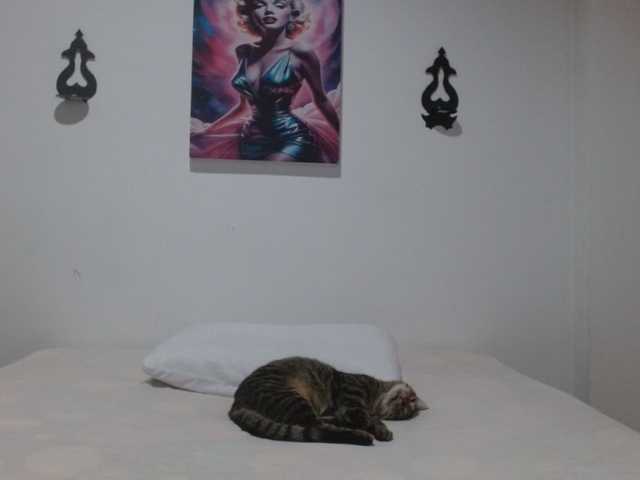 CrystalStarX live cam on BongaCams