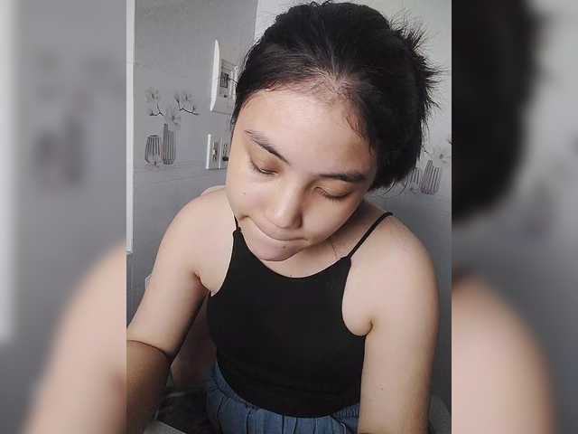 truc11's BongaCams show and profile