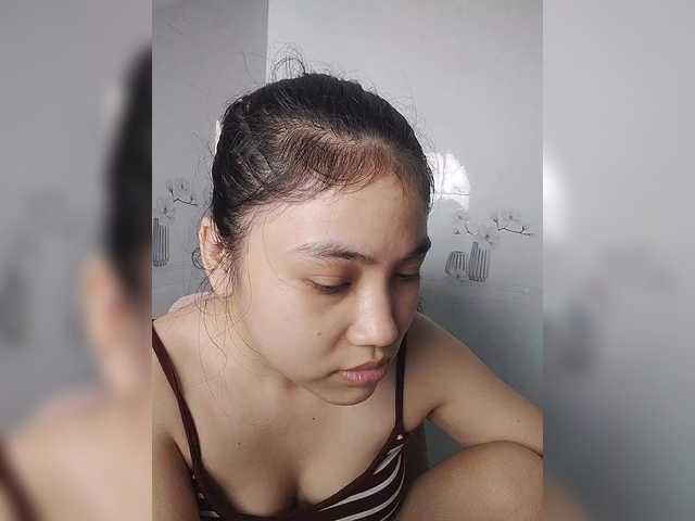 truc11's BongaCams show and profile