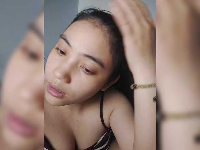 truc11's BongaCams show and profile