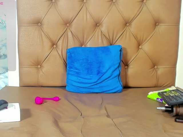 DanniWonder live cam on BongaCams