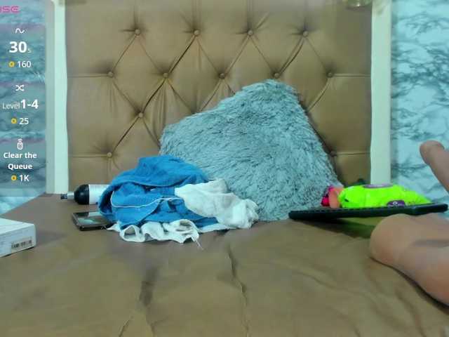 DanniWonder's BongaCams show and profile